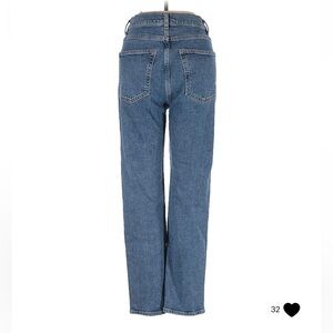 Excellent condition, traditional blue jeans